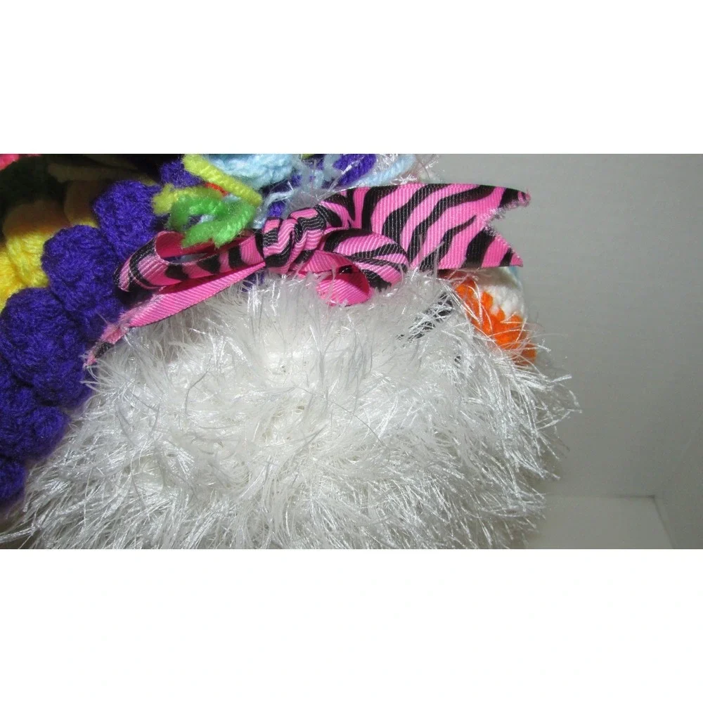 Hand made crocheted one‎ eyed cyclops monster fun fur curly ques bow winter hat